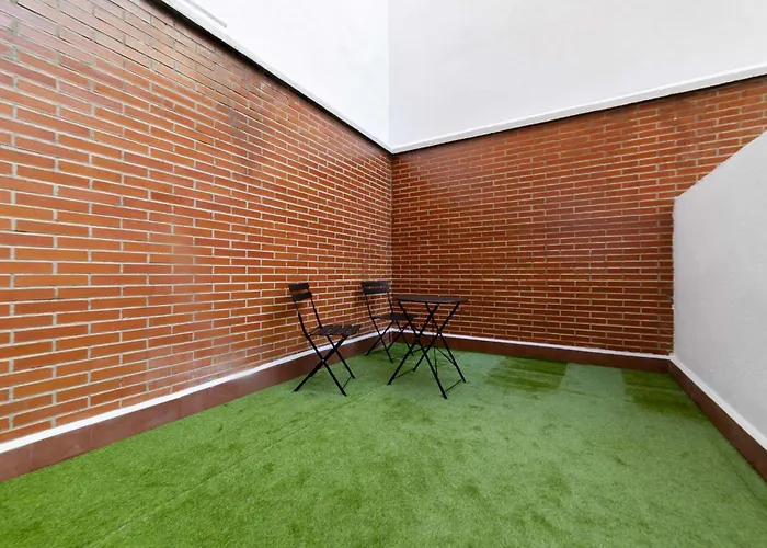 Regency VIII - Ferga Suites
